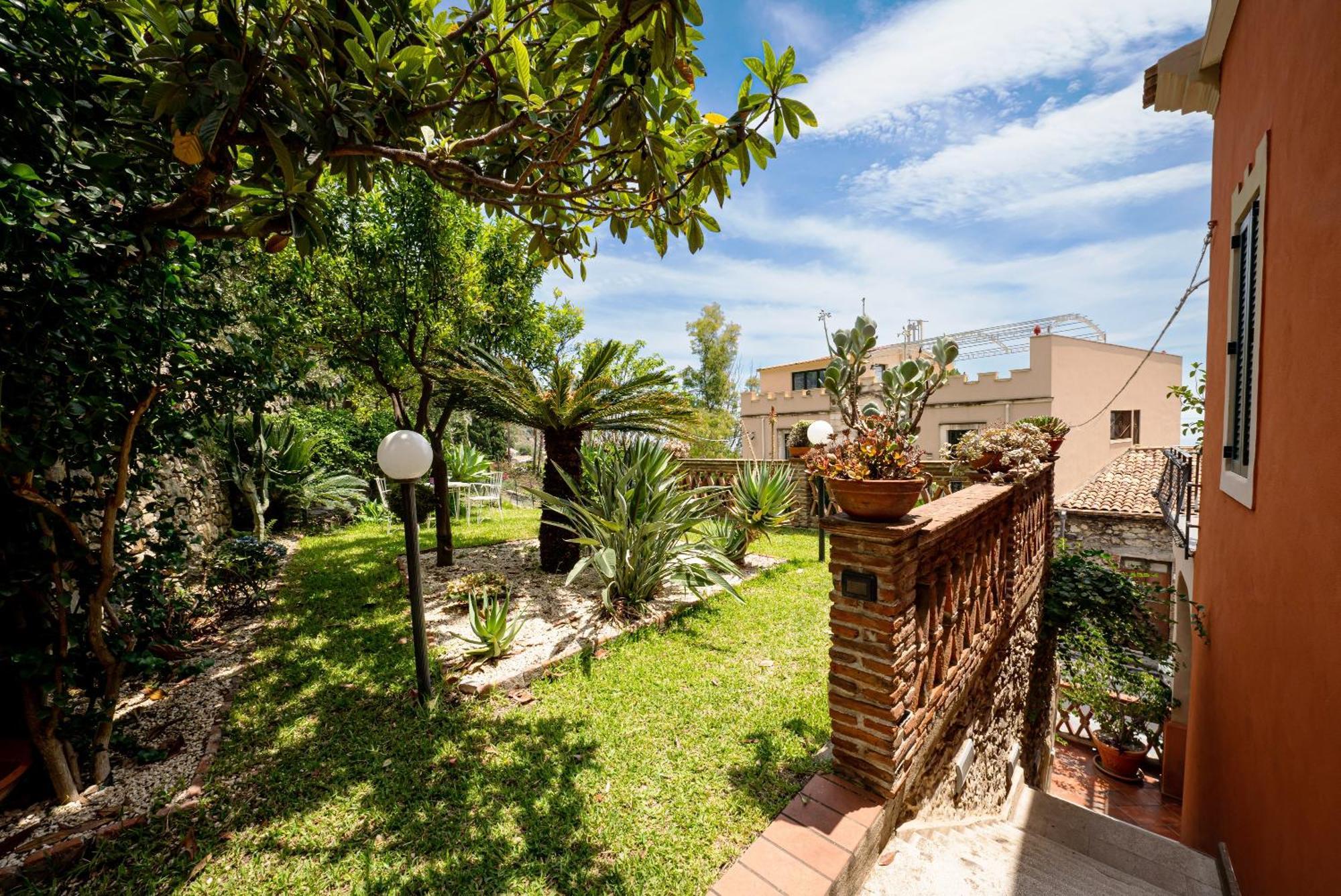 Villa Degli Ulivi Taormina Exterior foto